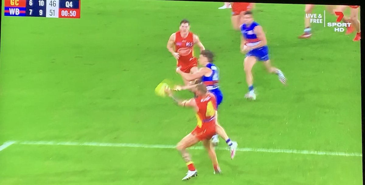Tipswich2's tweet photo. @TheTrendBettor He had space those last few minutes but couldn’t get the ball!!! This is how close we come:
#InchesAwayFromGlory
#Faaaaarrrrkkkkk https://t.co/71516zYMrE