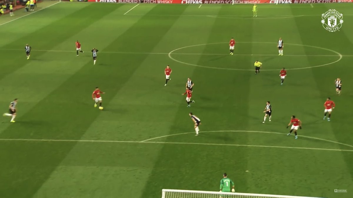 It also helps that Greenwood is such an efficient player (like Timo Werner); his first thoughts are “where and how can I get to goal”. See for example in this turnover versus Newcastle, his first touch already primes him for an unpressured shooting opportunity: