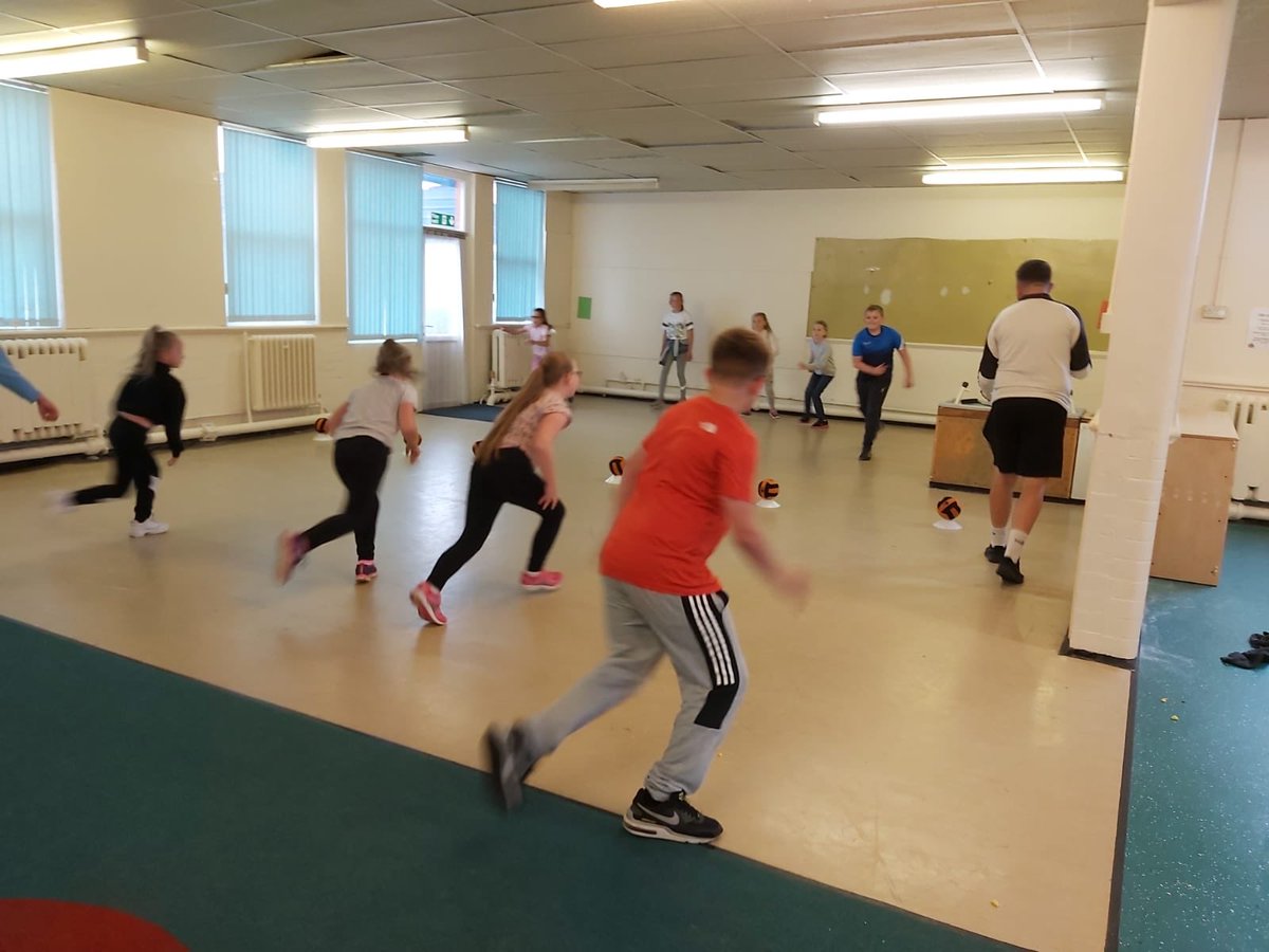 choppingtonps's tweet photo. Yesterday’s Summer Camp Breakfast + Activity + Lunch + Activity = Happy 😃 @NU_Foundation @GreggsCharity #happyplacetobe #activesummer https://t.co/0xdbg6dt1Q