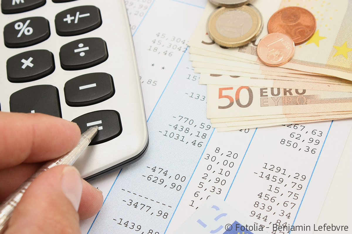 Business client or public authority not paying on time? Under the Late Payments Directive, you may be owed interest.💶Use the <a href="/YourEuropeEu/">YourEuropeEu</a> interest calculator: europa.eu/youreurope/bus…