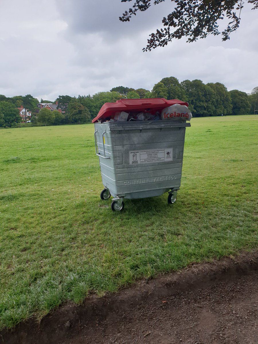 <a href="/jockobite/">Mike Paton</a> <a href="/cardiffcouncil/">Cardiff Council</a> 
The mobile litter bins i Roath Recreation Ground require emptying. Some of these bins have been full for over 2 days.