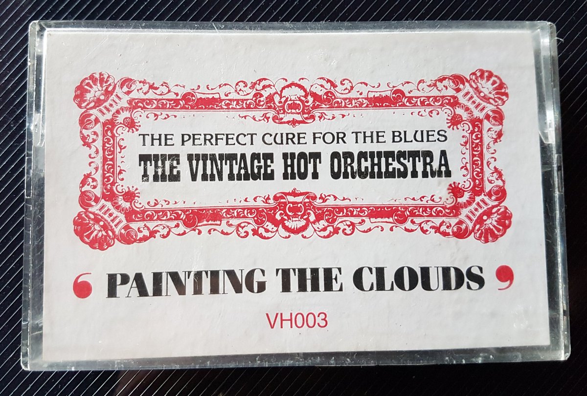 NorfolkFlyer100's tweet photo. The Vintage Hot Orchestra from Norwich England. #Vintagehotorchestra #Norwich #TradJazz #Norfolk #England #JazzClarinet #Clarinet #Trumpet #10Bells #NorwichJazz #Gerrysalisbury #PeteOxborough #Dixiemix #ColinBurleigh #SeanMoyses #Edmondhall https://t.co/ubTBVnpDnc
