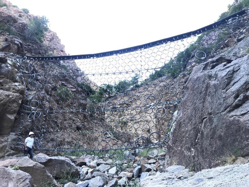geobrugg's tweet photo. Congratulations to the great @artusa
.com.tr team! They installed the #Geobrugg VX160-H6 #DebrisFlowProtection at the right time. In the northeast of Turkey it protects a hydroelectric power plant from #DebrisFlows. #MudslideBarrier #FloodPrevention https://t.co/IoPX62QjGw