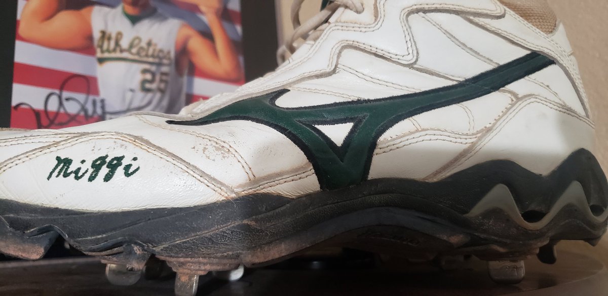 ColiseumKingz's tweet photo. Newest addition  Miguel Tejadas 2002  Cleats from his Mvp season. 💪 #moneyball  #RootedinOakland #miggi #miggimagic #AuthenticFan https://t.co/9KcV60LXQT