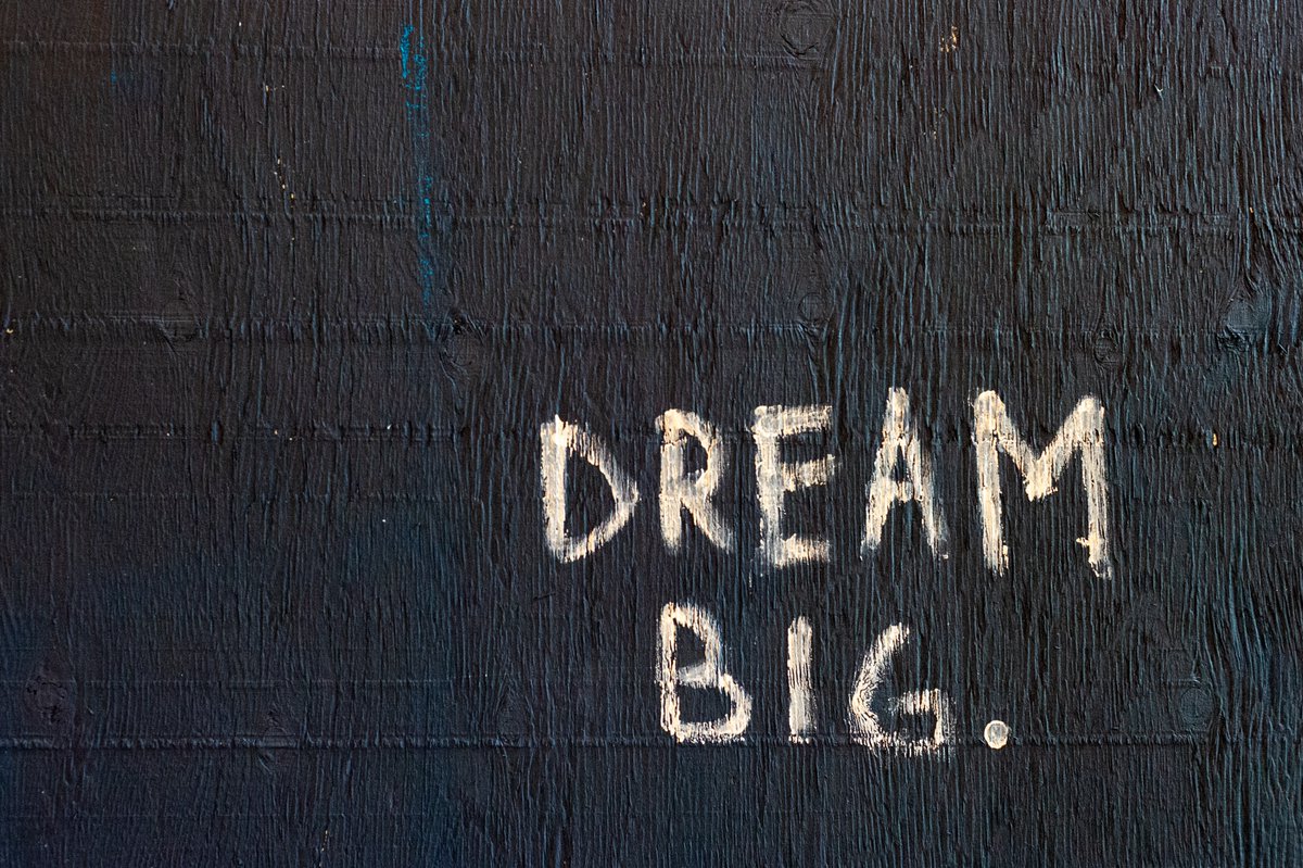 o99Academy's tweet photo. DREAM BIG 💪
Whether you're looking to kickstart your career, or advance in your current role... our courses give you the tools to achieve your goals 💭
#CareerGoals #OnlineCourses #TrainingAcademy https://t.co/xyxdY9csBW