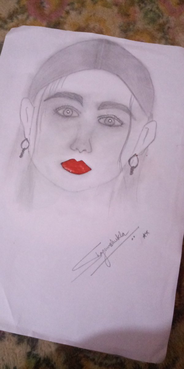 iamshagun11's tweet photo. #101daysofshethebee
#day4
#sketch #lady #girls #lipstwitter #lipstick #gloss #Sketching #sketchpractice #sketchofagirl #PrettyWoman #prettygirl #blogging #bloggerswanted #blogger #TrySomethingNew #TryAgain https://t.co/liE5SUq6aQ