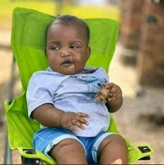 Presidah1's tweet photo. @Official_TUT #SaveTUTAcademicYear .
Bathong should we go look for jobs or jwang...aowa @Official_TUT diang bokaone...sale redula ka march https://t.co/W61AUkcUhv