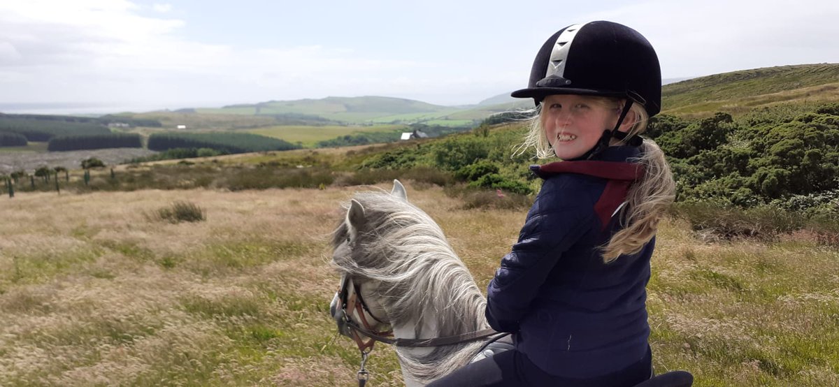 L E S S O N S 🐎

Develop your riding, no matter your ability. We provide motivation and challenge in a safe and inspiring space for having some horsey fun!

Get in touch for availability - adventures@wilderways.scot