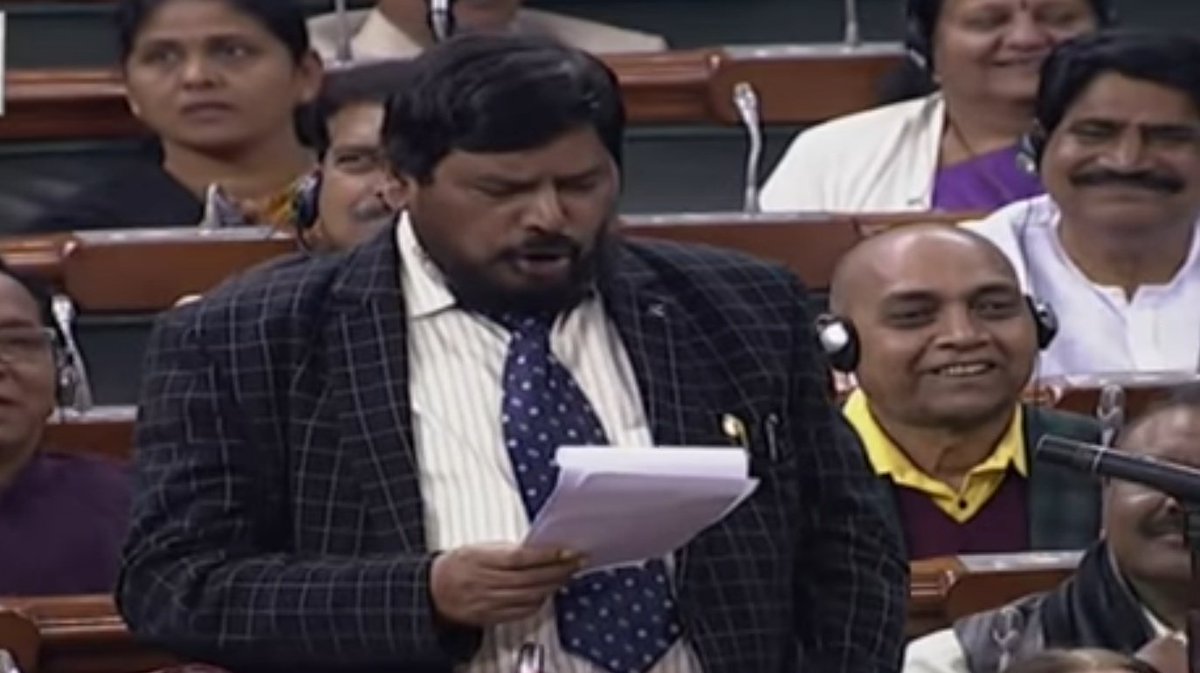 "हर किसी को नहीं मिलता, यहाँ प्यार जिंदगी में,देश नाच रहा है वैक्सीन मिलने की खुशी में।मानवीय आधार पर जेल से छूट गयी सफूरा,वैक्सीन ने किया 'गो कोरोना गो' का सपना पूरा।छई छप्पा छई, छपाक-ए- छईं,वैक्सीन लाने के लिए मोदीजी को बधाई।"