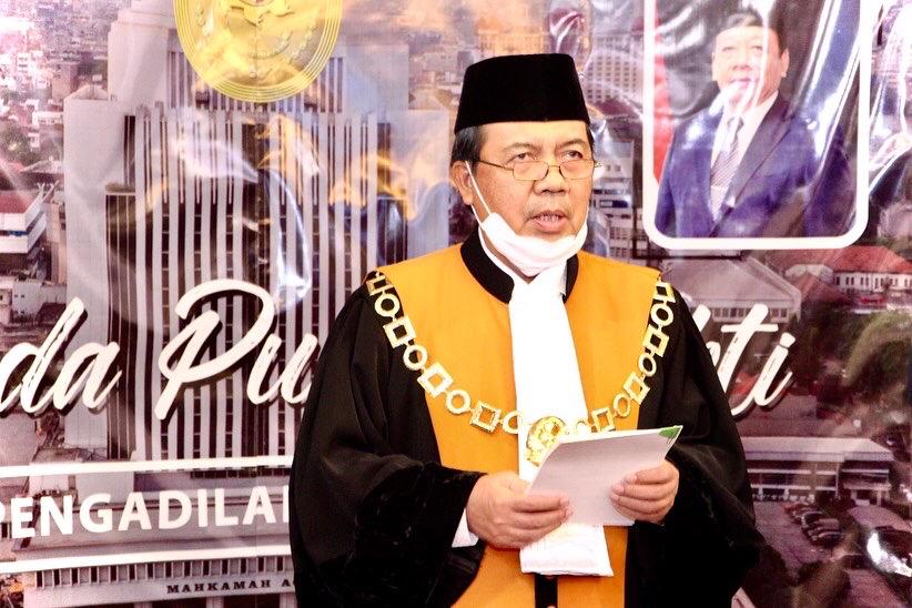 Humas_MA's tweet photo. KETUA MAHKAMAH AGUNG PIMPIN WISUDA PURNABAKTI KETUA PENGADILAN TINGGI SULAWESI TENGGARA SECARA VIRTUAL

Untuk berita selengkapnya silahkan klik https://t.co/jzJDLyY8Bk atau kunjungi https://t.co/dPhd7W1ACX untuk melihat berita lainnya.

#humasmahkamahagung
#mahkamahagung https://t.co/qvSzewKurB