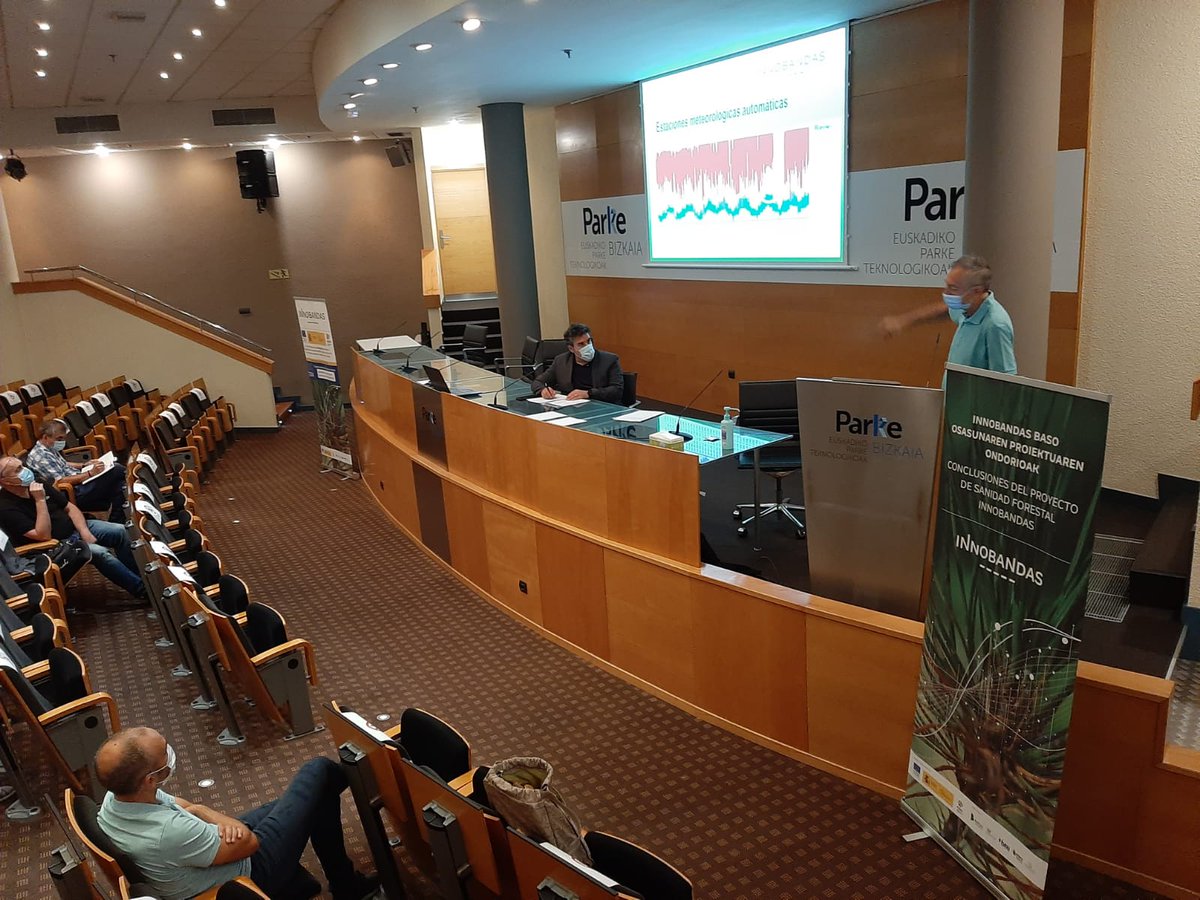 hazifundazioa's tweet photo. 👉HAZIko Alejandro Cantero, Innobandas proiektuaren azken emaitzak azaltzen.
👉Alejandro Cantero, de HAZI, exponiendo los resultados finales del proyecto #innobandas. https://t.co/iJDZ4htTv0