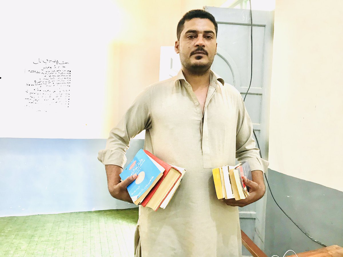 NallPublic's tweet photo. نال، پبلک لائبریری نال کیلئے مقصود بلوچ کی جانب سے کتابیں عطیہ کرنے کا شکریہ
پبلک لائبریری نال کیلئے کتابیں عطیہ کرنے کا سلسلہ بہتر انداز میں جاری مختلف مکتبِ فکر کے لوگ لائبریری کیلئے کتابیں عطیہ کررہے ہیں جو کہ جو کہ خوش آئند ہے۔   #PublicLibraryNall  #DonateBooks @ https://t.co/0V5RuDzWND
