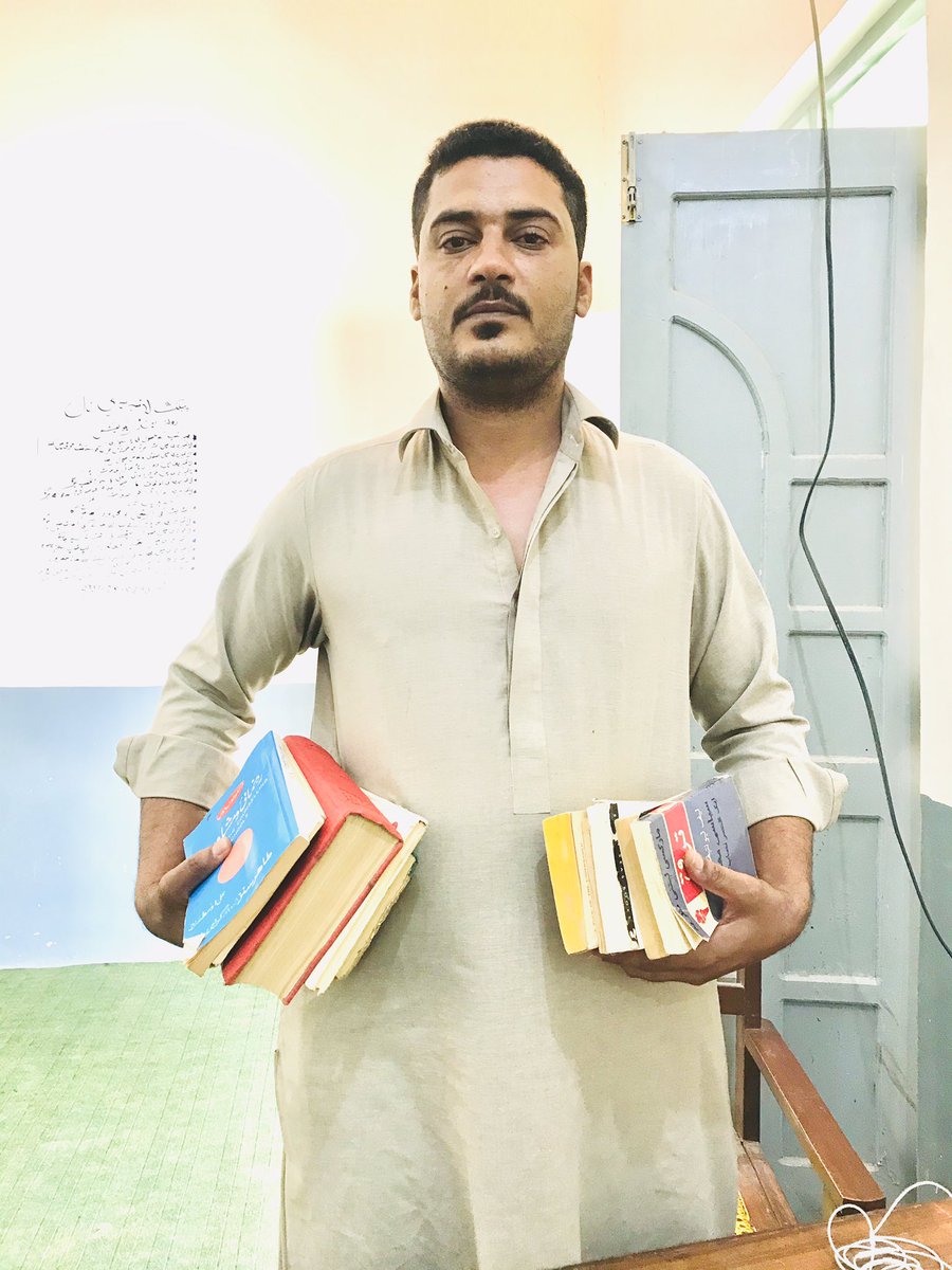 NallPublic's tweet photo. نال، پبلک لائبریری نال کیلئے مقصود بلوچ کی جانب سے کتابیں عطیہ کرنے کا شکریہ
پبلک لائبریری نال کیلئے کتابیں عطیہ کرنے کا سلسلہ بہتر انداز میں جاری مختلف مکتبِ فکر کے لوگ لائبریری کیلئے کتابیں عطیہ کررہے ہیں جو کہ جو کہ خوش آئند ہے۔   #PublicLibraryNall  #DonateBooks @ https://t.co/0V5RuDzWND