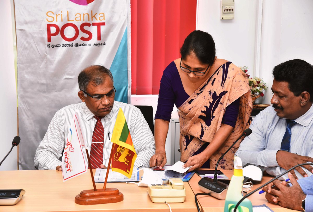 #DarazSriLanka: We are extremely excited to announce our partnership with Sri Lanka Post! This partnership gives customers the convenience of handing over orders which they wish to return, directly to their nearest post office.