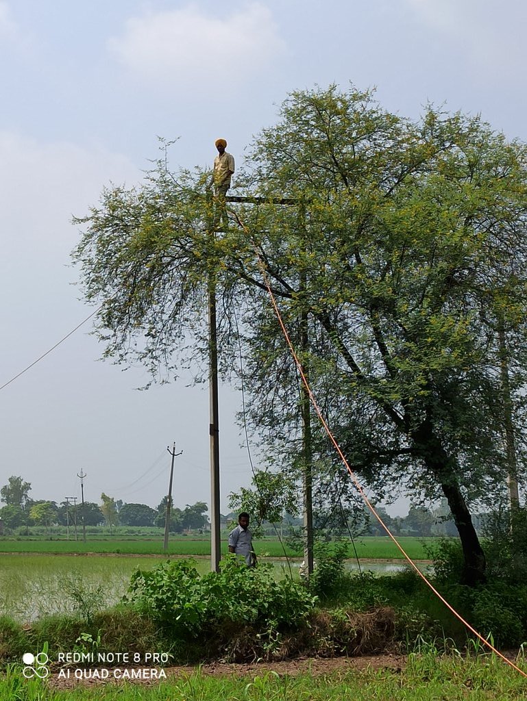 sharanvirkshah's tweet image. #onlycsccandothis #CSCseGRAMSWARAJ 
FTTH fibre work by CVLE gursharan virk from guhla distt kaithal haryana @dintya15 @abhi481 @anilsangwanHR18 @Madhurlast40 @ashi_apple @Prabhjotsidhu85 @wifichoupal @cscharyana @CSCegov_ @KaithalCsc @rsprasad @MANISH_CSCSPV @navjit_waraich