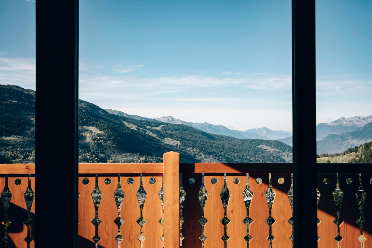 AbodeTwo's tweet photo. This is a morning shot at the French hotel, Le Coucou in Méribel; certainly deserving of a coffee break view.
https://t.co/yZeb9zgLJ5
#lecoucou #meribel #view #mountains #landscape #luxuryhotels #luxuryresorts #luxuryescapes #frenchgetaway #propertyinspo #propertyinspiration https://t.co/PjOijR6HbS