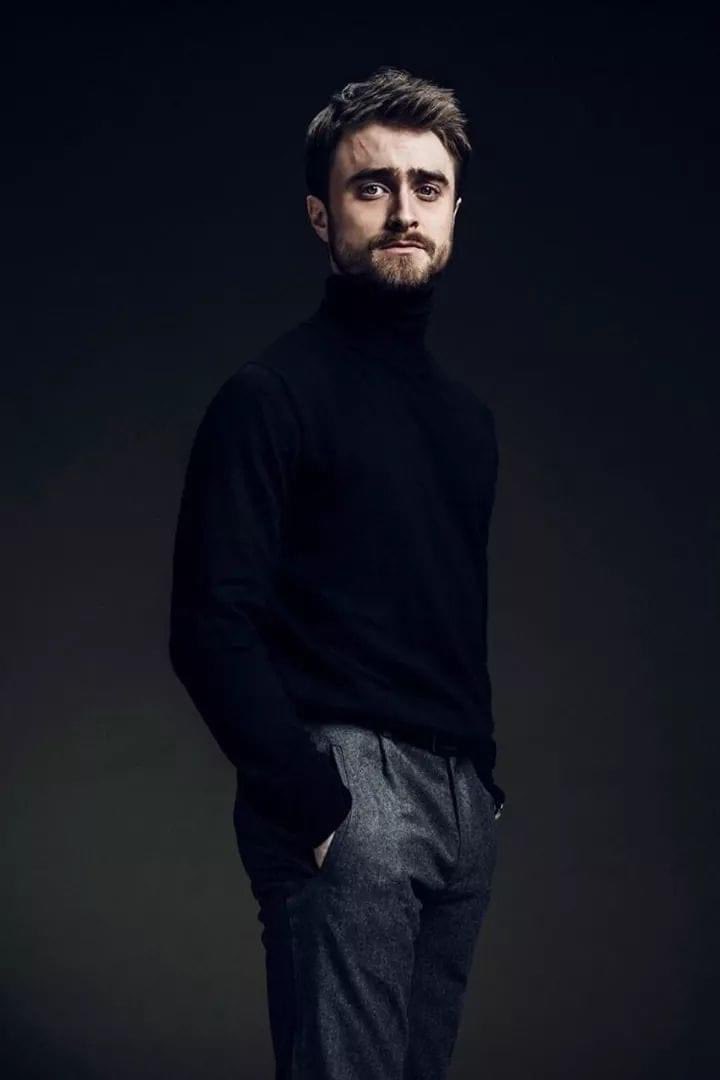 Daniel Radcliffe is only 1 day older than me Happy birthday to him   
