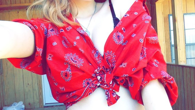 Thrift finds #ftw https://t.co/CKz49nnZLv<a href="/tag/ftw"class="tags">#ftw</a>