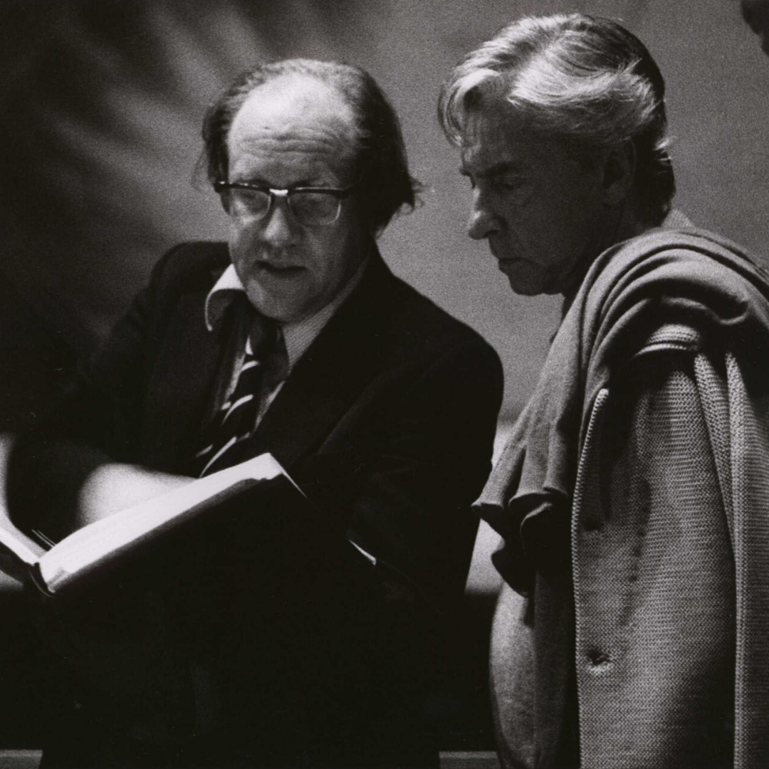 KarajanMusic's tweet photo. With German director August Everding at the staging of Carl Orff's "De temporum fine comoedia" in Salzburg, 1973 ©Siegfried Lauterwasser;Karajan-Archive #karajanist #stage #salzburg https://t.co/ZTghLZkb37