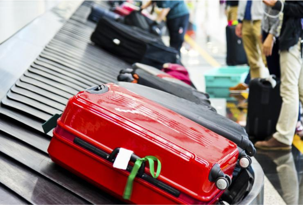 #Diabète et #voyage sont certes compatibles mais quelques précautions sont de mise pour optimiser la conservation de vos médicaments. Découvrez les conseils @DiabeteGourmand et de @FederationAFD ici tinyurl.com/ydh6p7ws <a href="/ReinbowApp/">Reinbow Your Happy Kidney</a> <a href="/SFD/">Social Fairy Dust</a> @AJDdiabete <a href="/FemmesEtDiabete/">Femmes Diabétiques</a>