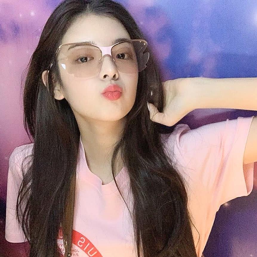 ticklecups's tweet photo. ʚ ITZY's Lia Aesthetic Layouts ɞ
❍︎ FOLLOW me to get more.
❍︎ RT / FAV if you save or use my edits.
#kpoppacks #itzylayout #itzypacks #itzyaesthetic #ChoiJisu #리아 #LIA #liaedit #lialayout #liaaesthetic #liapacks #aestheticpacks #kpoplayouts #itzyedits #aestheticlayouts https://t.co/xNfOaq9bsl