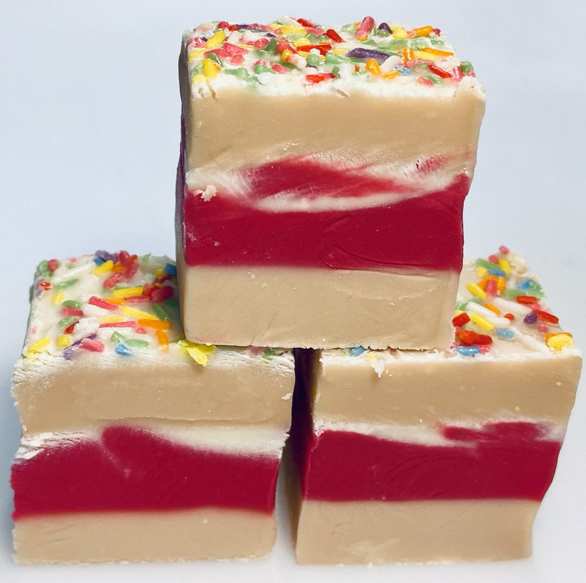 fudge__factory's tweet photo. Happy Birthday to everyone 🎂🥳 Happy Birthday fudge #new #newflavour #fudge #birthday #happybirthday #fudgecube #fudgebar https://t.co/vuk7GfCMCA