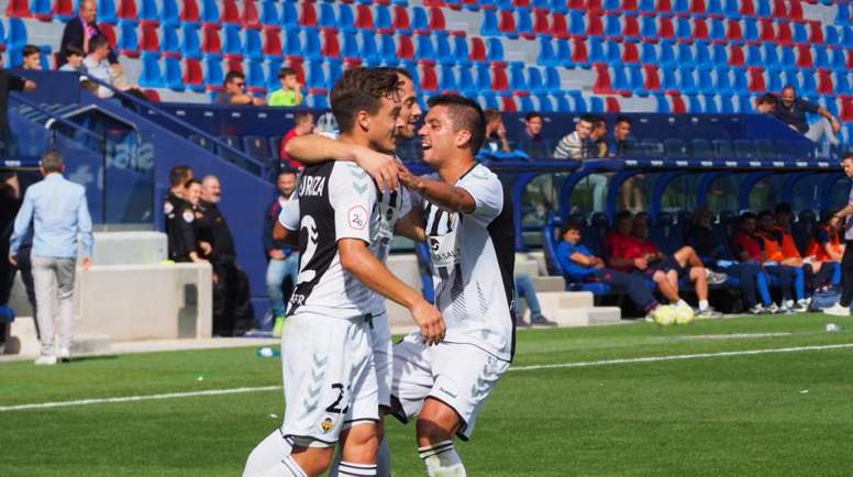 Castellón vs Peña DeportivaCastellón, from Castellón de la Plana in the Valencian Country, won Group 3, but lost to Logroñés in the play-off.Peña Deportiva, from Ibiza, has never competed above the third tier. They did wear a wacky shirt a few years ago though! #LLL 