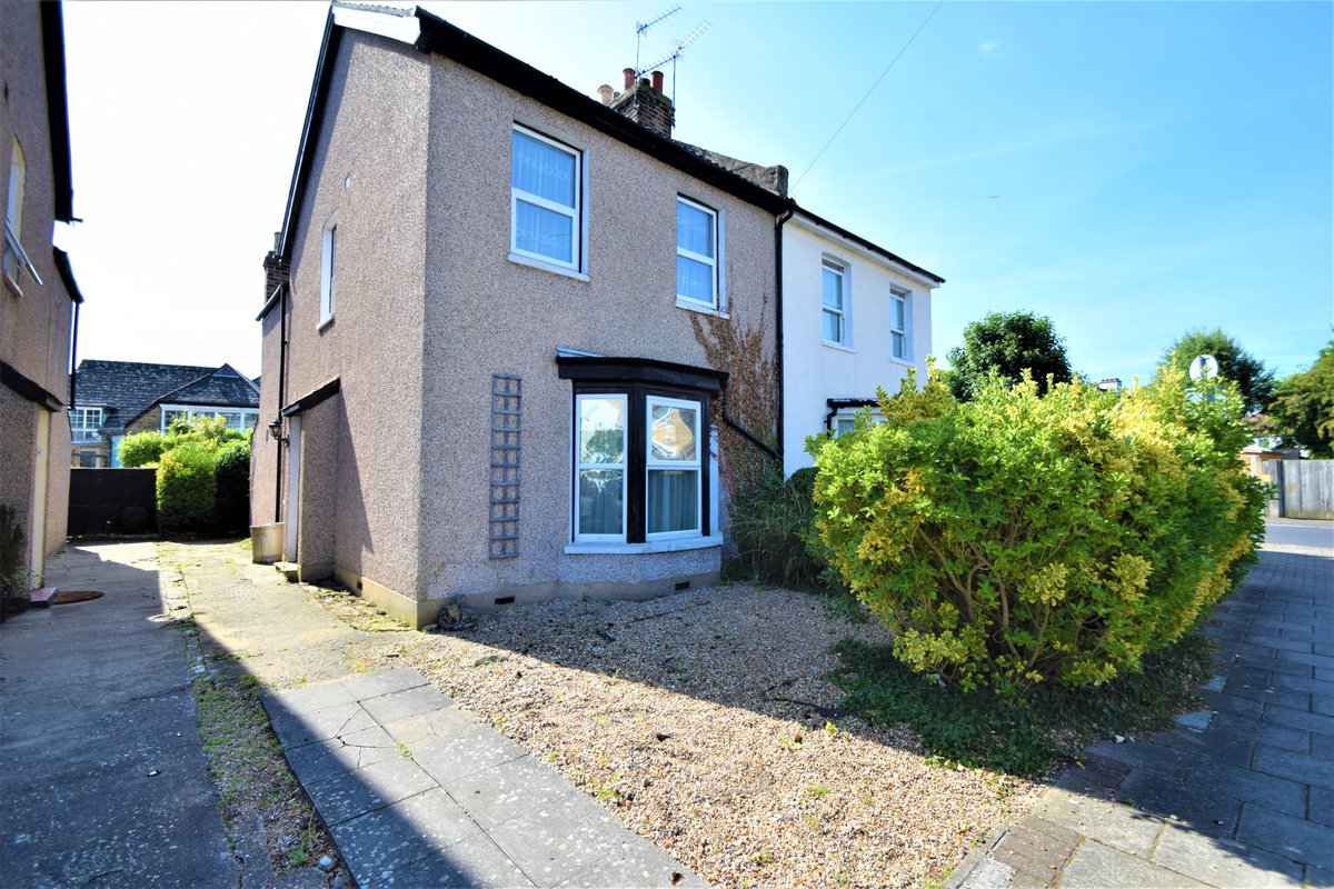 ParkerScottBrom's tweet photo. ALL SOLD WITHIN DAYS OF MARKETING. 
CHART CLOSE, SHORTLANDS *  SALISBURY ROAD, BROMLEY * WALPOLE ROAD, BROMLEY * NELSON ROAD, BROMLEY *  CALL PARKER SCOTT IF YOUR LOOKING TO SELL YOUR PROPERTY ON 0203 146 0055. #propertiesforsellbromley #estateagentsinbromley #chattertonvillage https://t.co/S9KyGZj4MJ