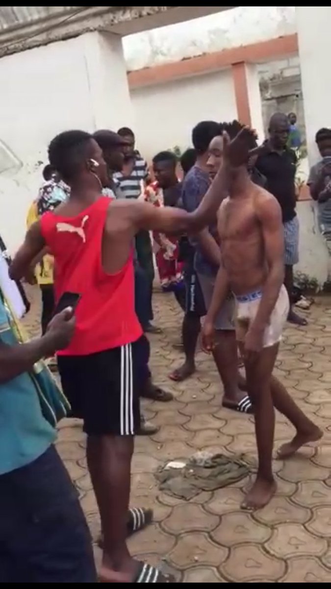 MBlog237's tweet photo. This boy allegedly runs mad in Yaounde after using a magic purse then failed to fulfil it's conditions. 

The 23 years old was living an extravagant lifestyle on instagram. 

#cameroon #story #humaninterest #237vibes #237community
#mbanweiblog https://t.co/wgyf8VJYUx