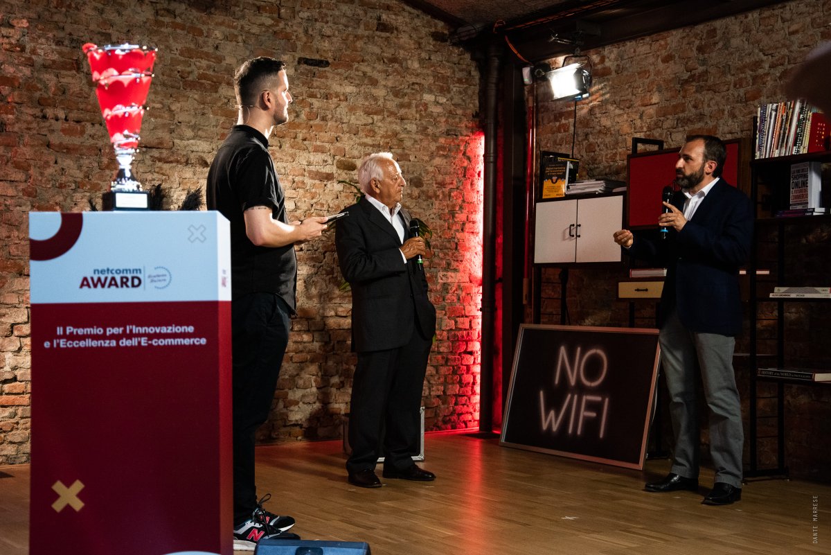 ConsNetcomm's tweet photo. Alcuni momenti della serata di premiazione dei Netcomm AWARD 2020 🏆
#NetcommAward https://t.co/hQpTrks5Pj