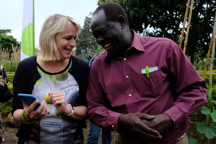 Vertrekkende DG Agro Marjolijn Sonnema: Bilaterale samenwerking is cruciaal voor voedselzekerheid. Een afscheidsinterview: bit.ly/2WMsO3p #Agrobericht <a href="/minlnv/">Minlvvn</a>