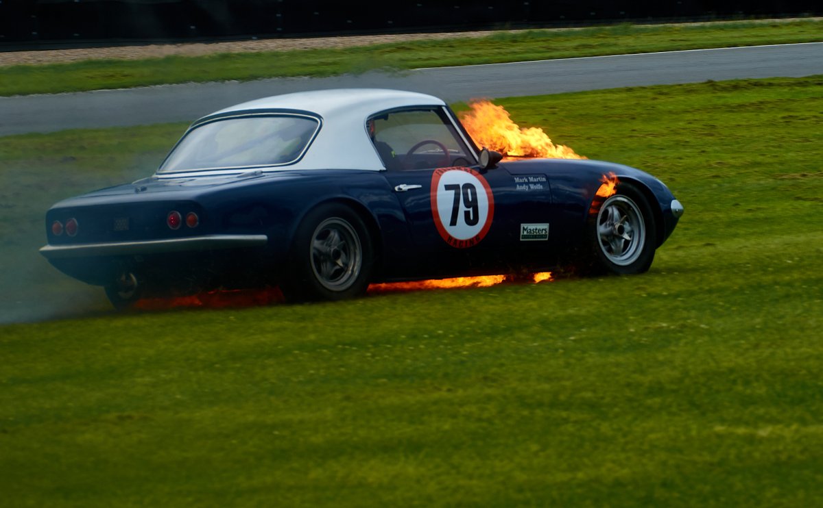 mediamotorrob's tweet photo. historic racing at donington park on 18.07.2020 martin/wolfe lotus elan 26r only 2 laps that was end of there race #lotuselan #lotuselan26r #lotusclassic #goodwood #goodwoodrevival #classicracer #classicar #lemansclassic #classiccars #petrolicious#pistonsandwheelspictures https://t.co/2xJMgSEEfk