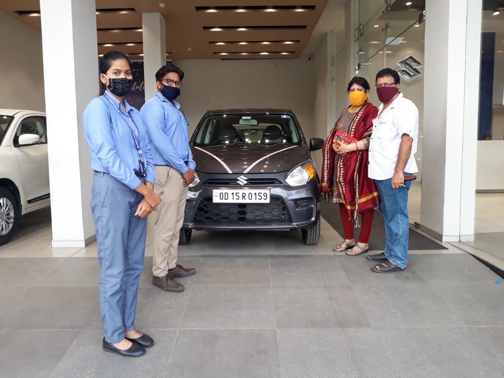 odcmotors's tweet photo. Here's Wishing you Beautiful Memories with your New Alto. Heartiest congratulations Mr. Surya Naryan Nayak &amp; family.
Team Odyssey Motors Sambalpur https://t.co/ipExeCOCD6