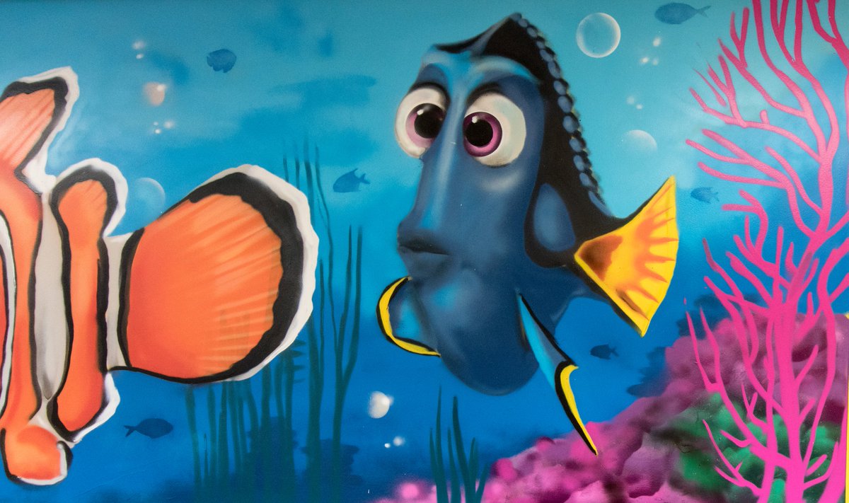 FreshCreativeC0's tweet photo. 🐠🌊 #TBT Throw back thursday when we painted this Finding Nemo graffiti mural for @gowercollegeswansea  Sports Centre Tycoch.

#FreshCreativeCo #Swansea #Abertware #StreetArt #SprayPaint #Graffiti #Freehand #SwanseaGraffiti  #mural #instagraffiti #urbanwalls #graffitiporn https://t.co/KC35zSNi3b