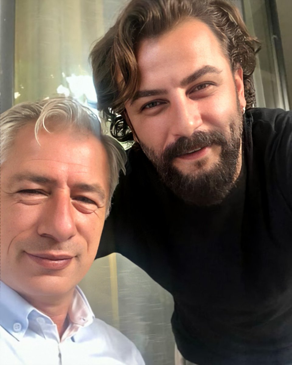 reymiredustu's tweet photo. Baba-Oğul 😍 👨‍👦 

Ne güzel bir gün oluyor 🙈 ❤

#ÖzgeYağız ♾ #GökberkDemirci https://t.co/4ab4PTbwlR