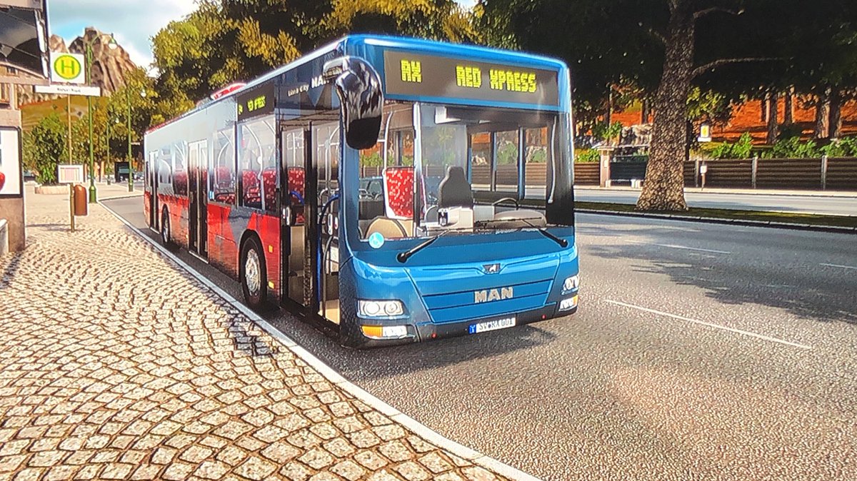 bus_sim_info's tweet photo. Just out on my daily drive! @BusSimGame #RedXpress https://t.co/RpQgyWjY6F