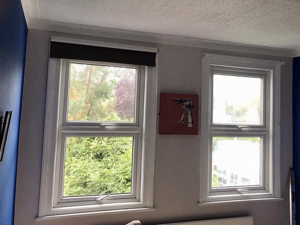 UFitSashWindows's tweet photo. 2 #uPVCSashWindows fitted in chingford by one of our teams. Old #casementwindows out and our beautiful trademark #SashWindows in!🌟 Upgrade your home today for unbeatable prices! #windows #sash #boxsash #sashwindowslondon #renovation #selfbuild #newbuild #newwindows #chingford https://t.co/vwJk8t9qhh