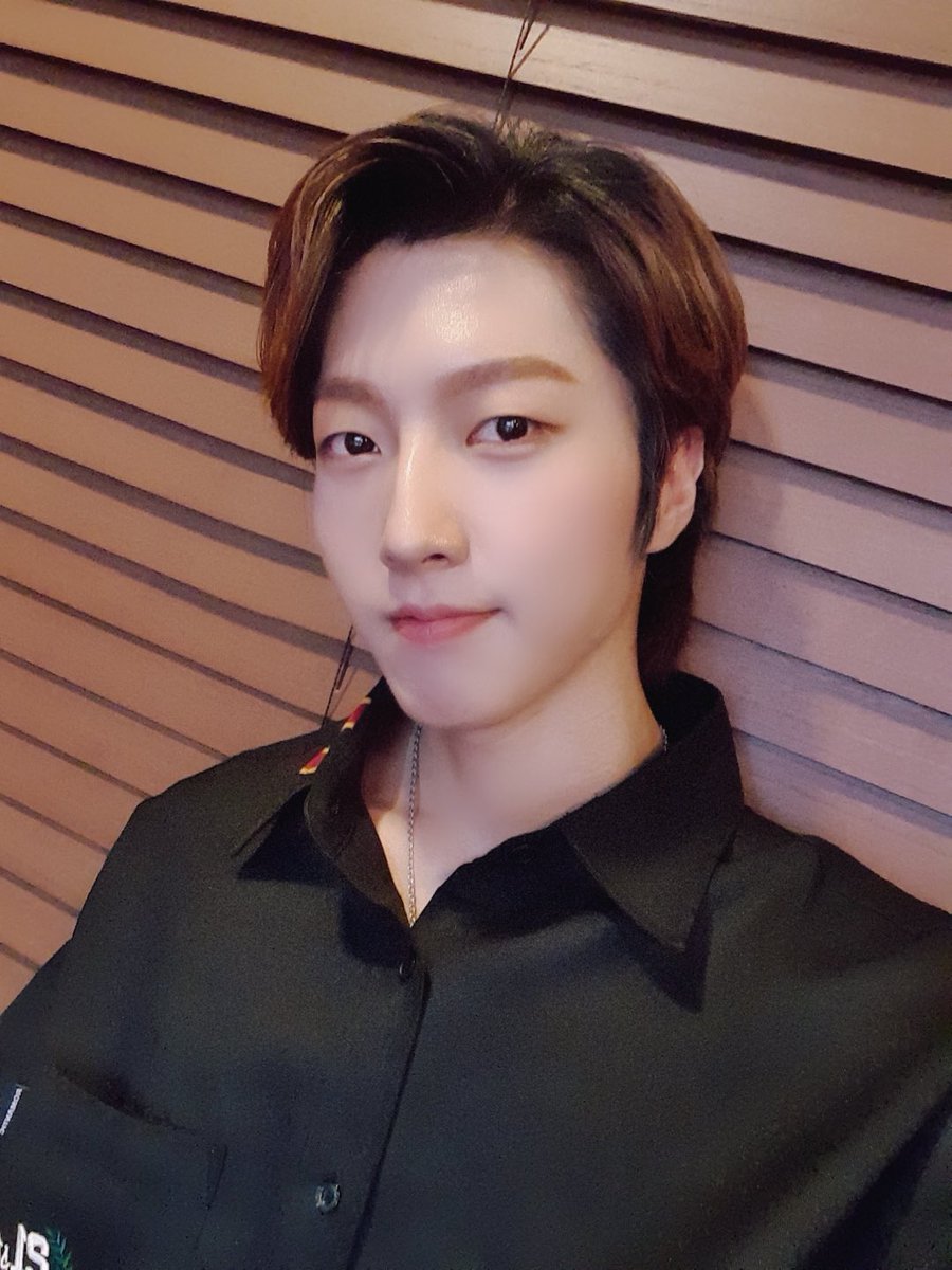[#여운] 비 와서 날씨가 많이 쌀쌀해요😢 감기 걸리지 않게 조심조심😘
⠀⠀⠀ 
#아르곤 #ARGON