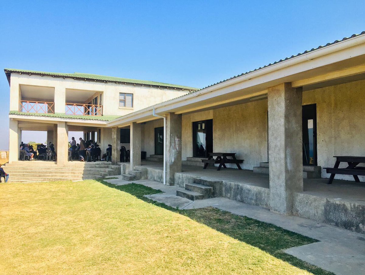 WinnieMM_LM's tweet photo. Today, the Deputy Speaker of the Eastern Cape Provincial Legislature, Hon. Mlibo Qhoboshiyane is at Mzamba Mouth in ward 24 at Oliswinga College with the purpose of viewing this first of its kind Fourth Industrial Revolution College in the Eastern Cape. 

#MyMbizana https://t.co/AIQbm9gVQC
