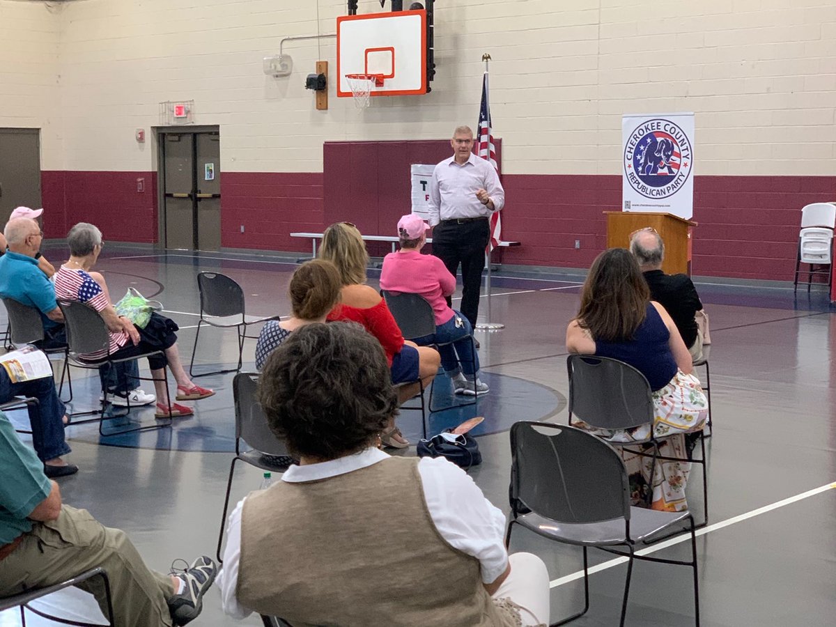 standwithbarry's tweet photo. Enjoyed being in-person with the @cherokeegop Thank you for inviting me, and thank you for all you do for the cause. πΊπΈ #maga #kag #StandwithBarry https://t.co/kmSW8Y4XkX