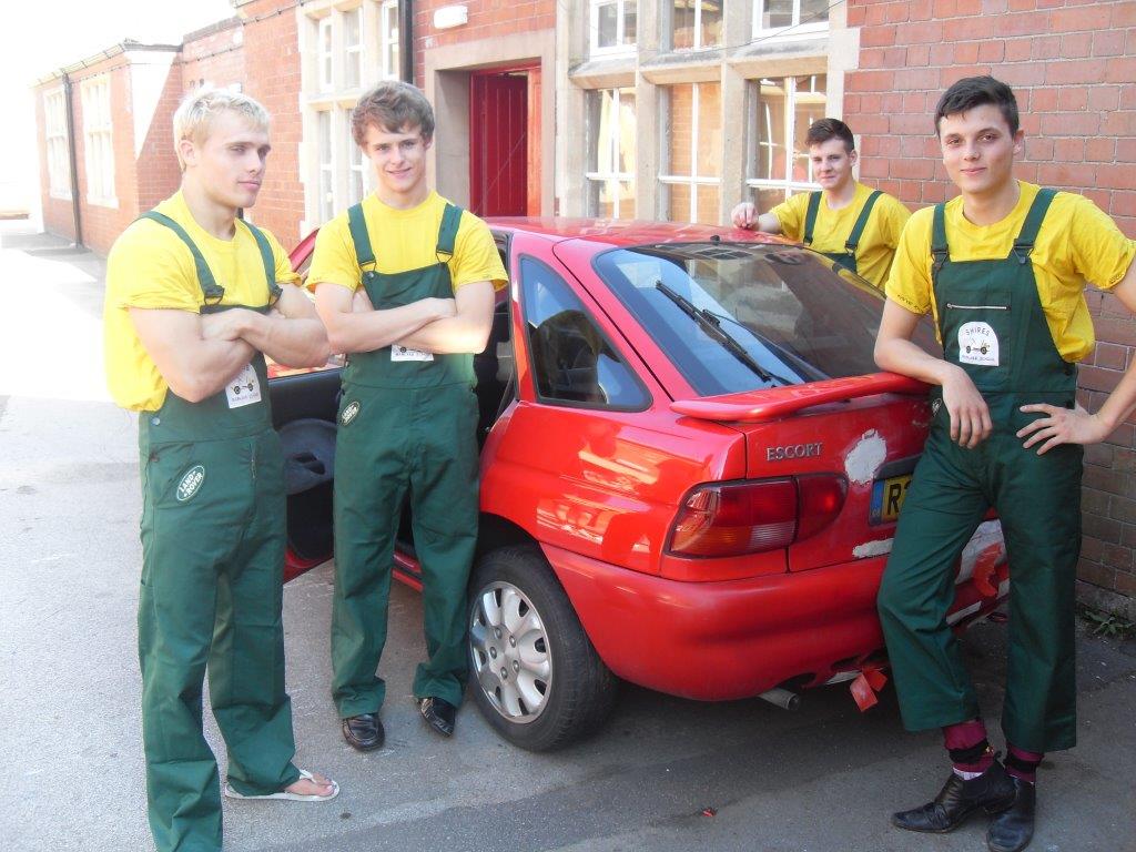 BablakeDT's tweet photo. The current successful @6FormBablake Advantage sessions developed from  extension lessons. #ThrowbackThursday this week revisits 2008 and DT based car maintenance. Here's some fine chaps taking a break to model and plank - remember that?? @bablakeschool https://t.co/ALX22LBTH9