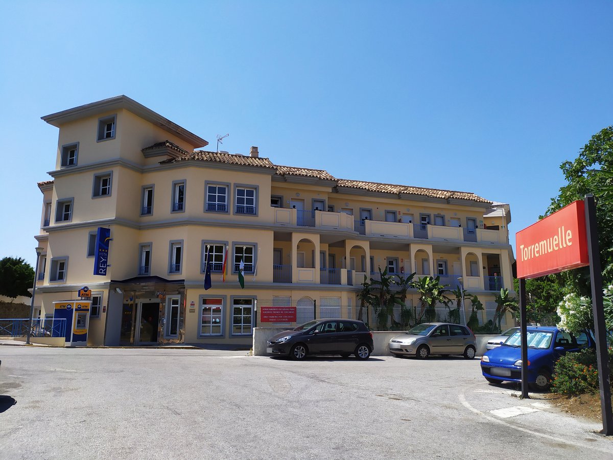 torremuelleinfo's tweet photo. El TSJA desestima el recurso de apelación del Ayuntamiento de #Benalmádena  y confirma la orden de demolición del hotel Vista de Rey, ubicado en #Torremuelle.

https://t.co/dmXFGItPgf https://t.co/hfGaeQn0u8