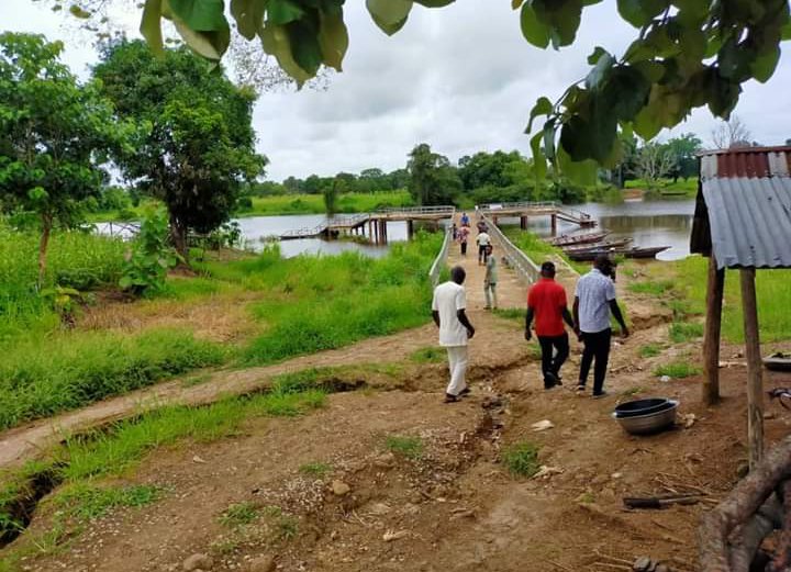 IGBO NSUKKA UNITED FRONT sent a delegation to d coastal town of Ogurugu in Uzo-Uwani LGA, for on-the-spot assessment of what is left of the only Sea-Port used by d Colonialists in Northern Igbo Land and d Airport, initially started as an Aerodrome by the Military Regime of OBJ
