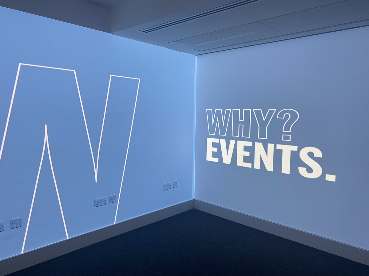 why_events's tweet photo. How cool does our virtual set look? #virtualeventspace #eventmanagement https://t.co/Z9ZIiwTsJu