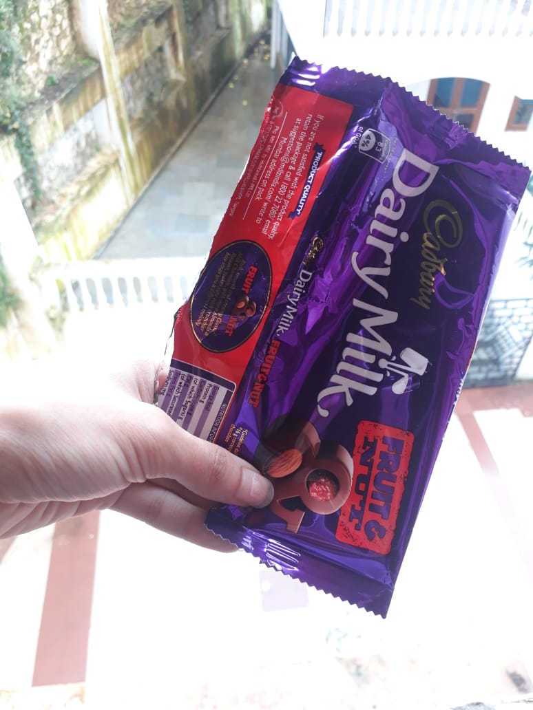 ashadeepbaruah's tweet photo. Hey! @CadburyWorld @cadburysilk @DairyMilkIn Oh don't get me wrong! I love chocolates however could you please take a look, understand & follow the framework of #ExtendedProducersResponsibility! Since your packaging is non recyclable! We can't afford to pollute the environment. https://t.co/fNQLhUC6zZ