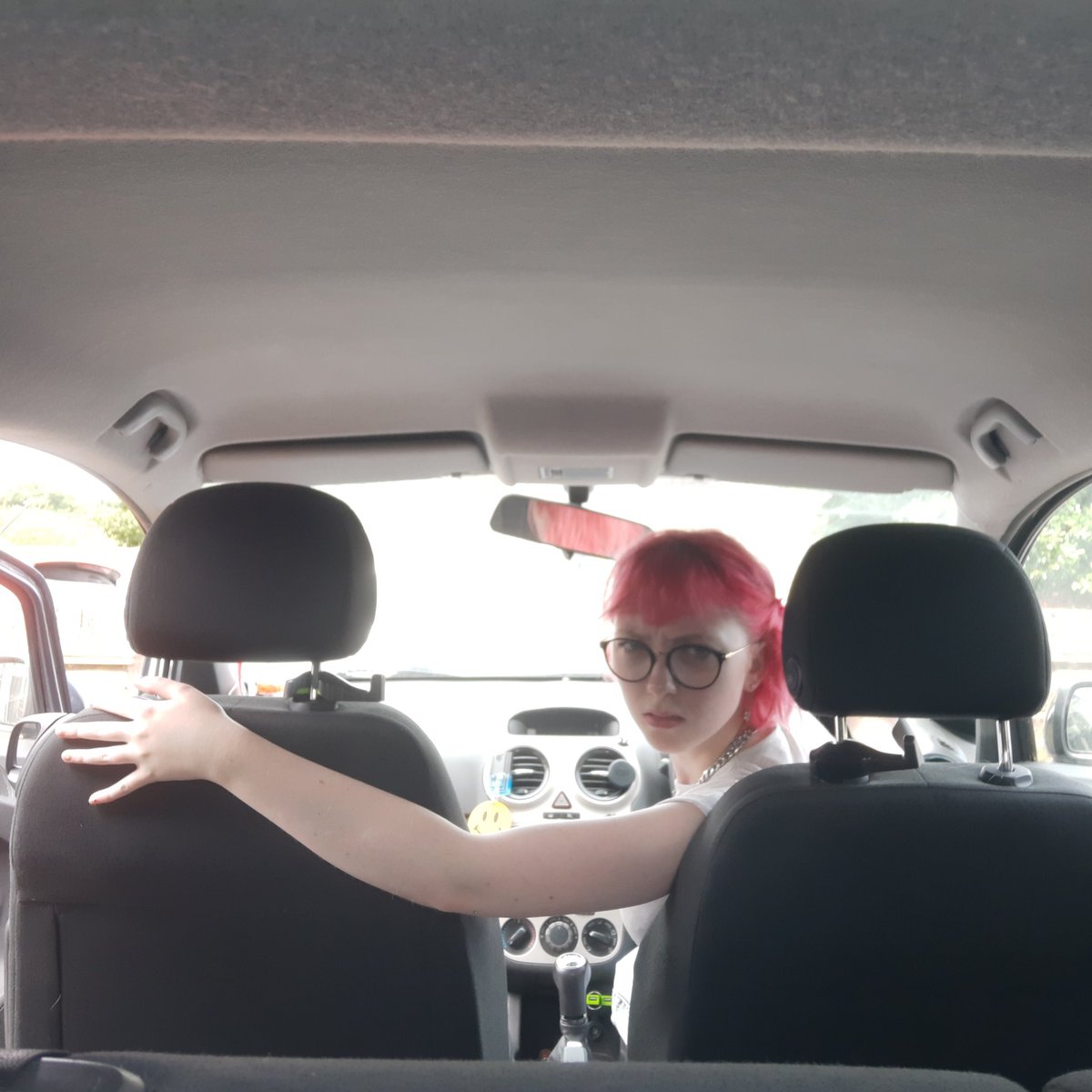 maiybee_'s tweet photo. POV we're listening to 1D and you tell me to change the music so i tell you to shut up or get out https://t.co/fE61Mk5DPQ