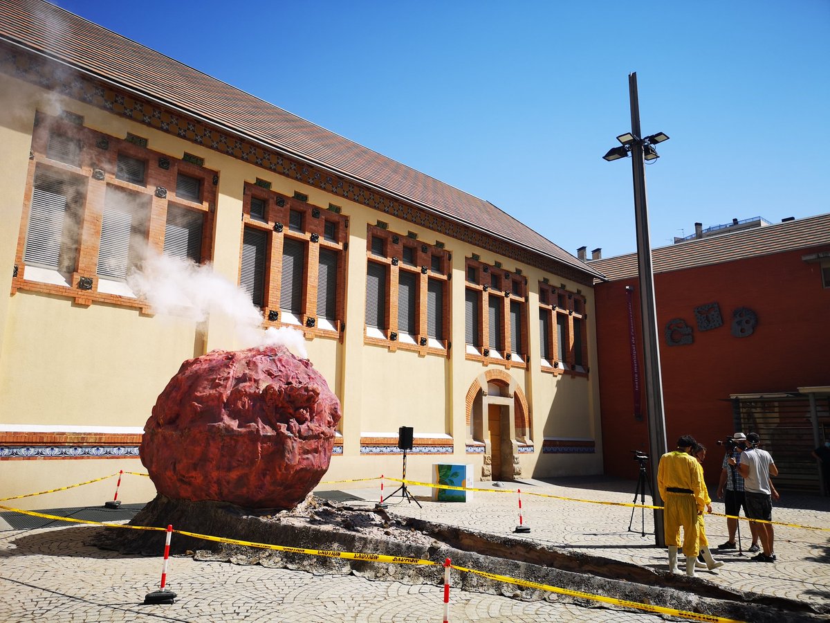 jrutllant's tweet photo. #FaseCultura fa feina.
Seguirem informant
@campiquipugui1 #360lab https://t.co/vMxv4uIL0e