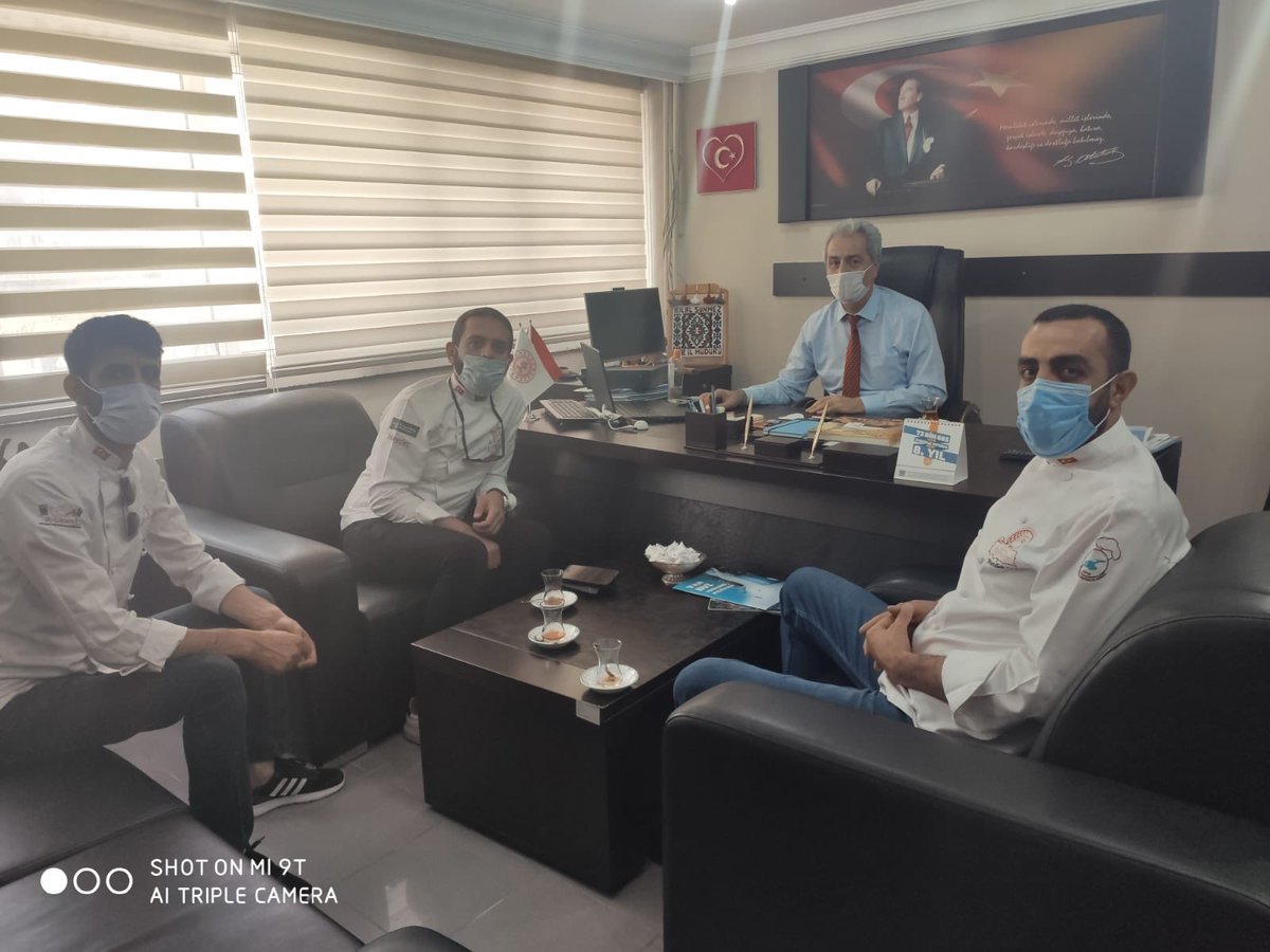 Van Aşcılar ve Pastacılar Derneği yönetimi olarak bugün sayın kültür turizm müdürümüz Bilal Sönmez’i makamında ziyarete bulunduk misafir perverliğiyle mütevazı kişiliğiyle kendisine teşekkür ederiz <a href="/geyikali/">ali geyik</a> <a href="/VANPAD65/">Vanaşçılarderneği</a> <a href="/bakhelebak/">Bak Hele Bak Yusuf Konak Kahvaltı Sarayı</a>