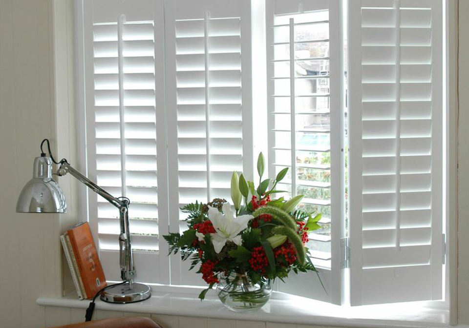 GoldmansInteri1's tweet photo. If you're looking for new #Shutters then you've come to the right place. Shutters create a fresh, clean style for any room. We offer a #FreeSurvey (if you live within 25 miles of our showroom). Up to £1,000 off AND #FreeFitting. Just #AskGoldmans https://t.co/rrysh2WUl5 https://t.co/hxKVzEy8Gd