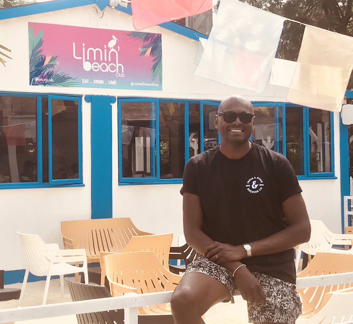 AndreenNick's tweet photo. The legend that is Sham! The proprietor of this his second pop up in London, Limin Beach Club on the South Bank. https://t.co/dJhKVwJWnR @nectarimportsuk @innisandgunn @ComeLimeWithUs https://t.co/vgOPPx4vho